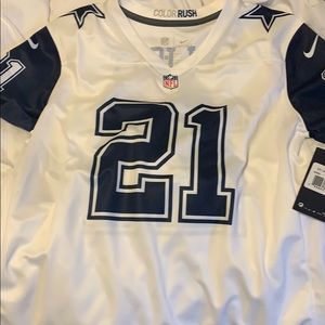 Dallas cowboys Ezekiel Elliott color rush jersey